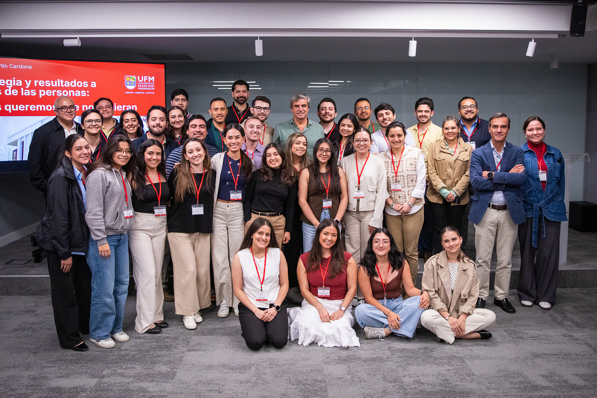 Eduardo Martín Cardona durante el viaje académico del MBA.