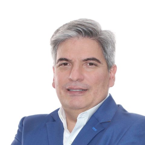 Cesar Aróstegui - catedráticos Escuela de Negocios UFM