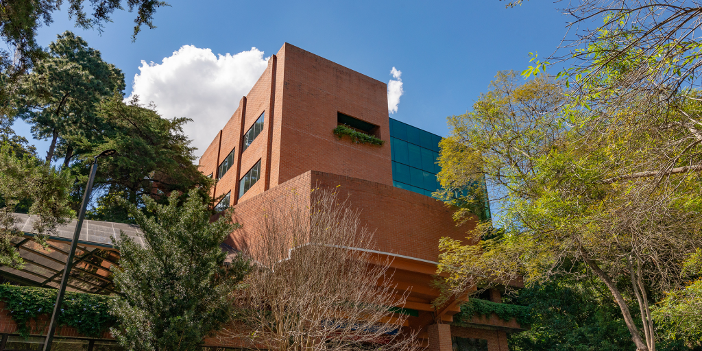 ufm-edificio-escuela-de-negocios